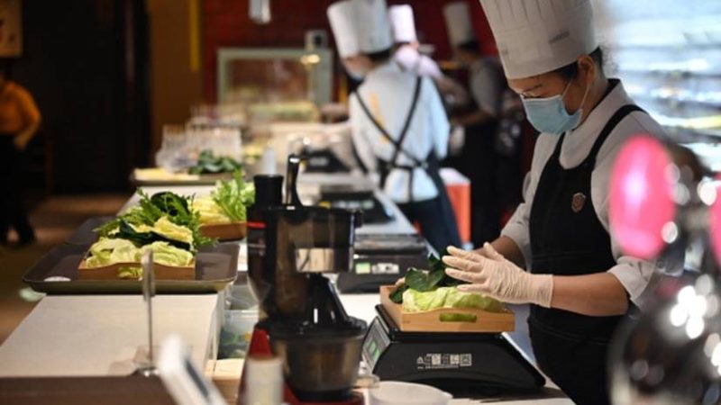 餐饮加盟合同供货条款陷阱揭秘：如何避免掉入陷阱**