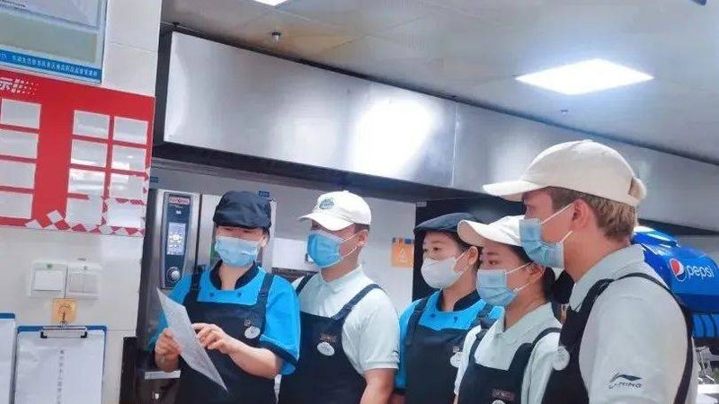 烘焙食品代工：揭秘代工模式背后的差异与选择